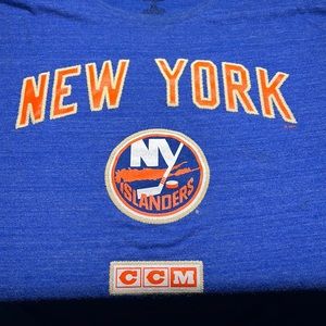 Vintage CCM New York Islanders T XL